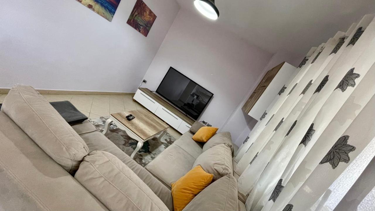 Endri'S Apartments 地拉那 外观 照片