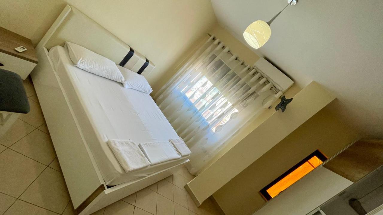 Endri'S Apartments 地拉那 外观 照片